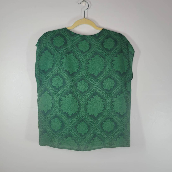 CAbi Women's Green With Envy Cap Sleeve Yellow Floral Top Blouse Size Small - Picture 3 of 5